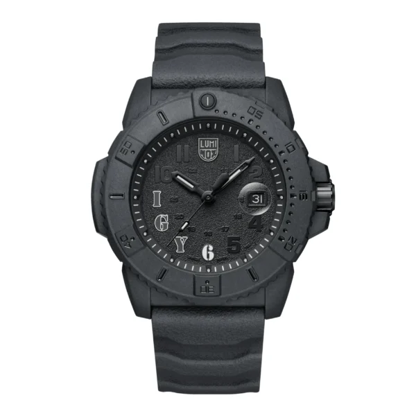 Luminox Navy SEAL Foundation XS.3611.IGY6.NSF — полностью чёрные тактические часы с надписью IGY на циферблате