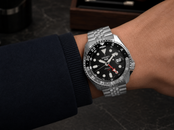 Seiko SSK001K1 — часы на запястье Seiko SSK001K1 — часы на запястье