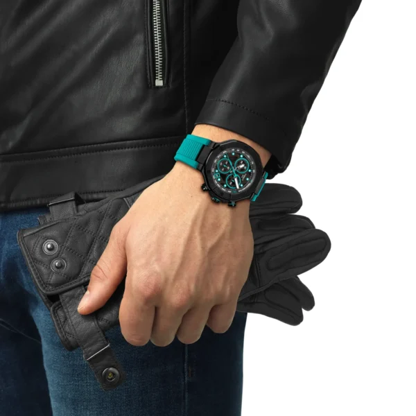 Tissot T141.417.37.051.01 T-Race с бирюзовым ремешком на запястье