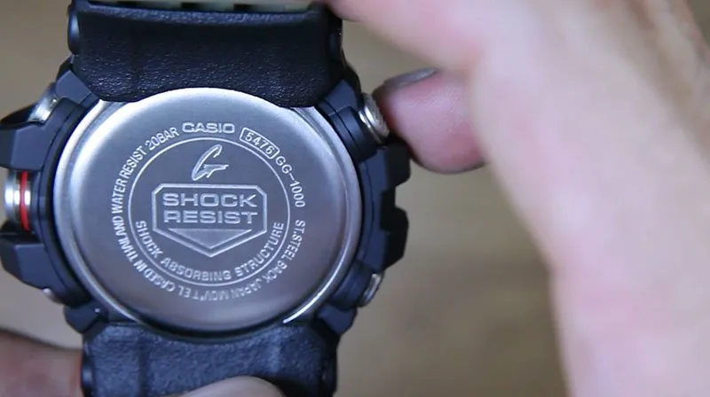 Casio GG-1000-1A5 — задняя крышка
