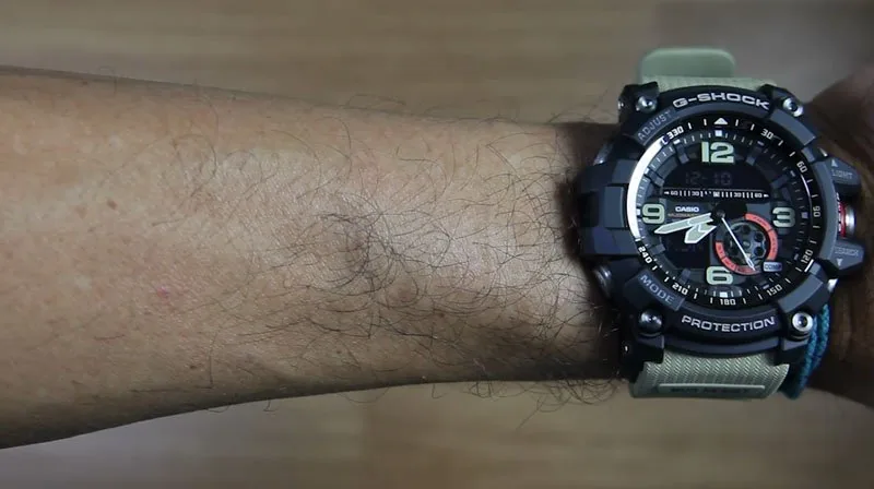 Casio GG-1000-1A5 — часы на запястье