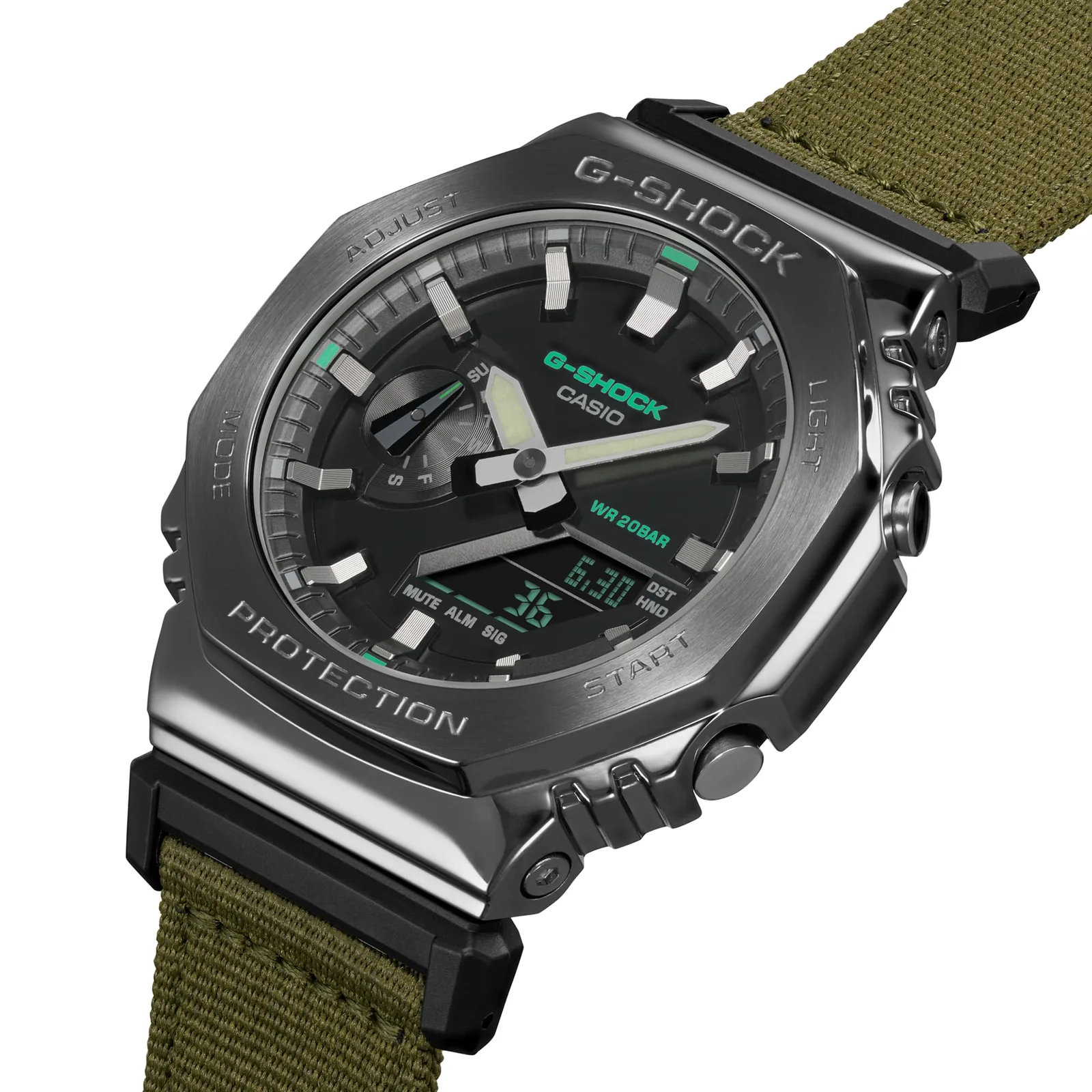 Casio GM-2100CB-3A — вид под углом