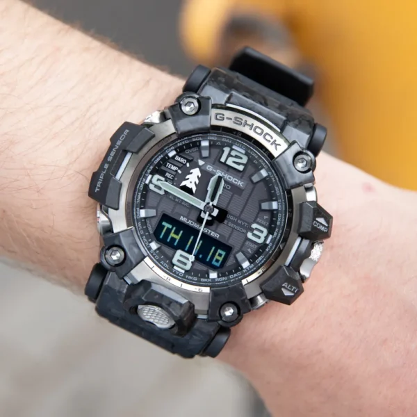 Casio GWG-2000-1A1 — часы на запястье