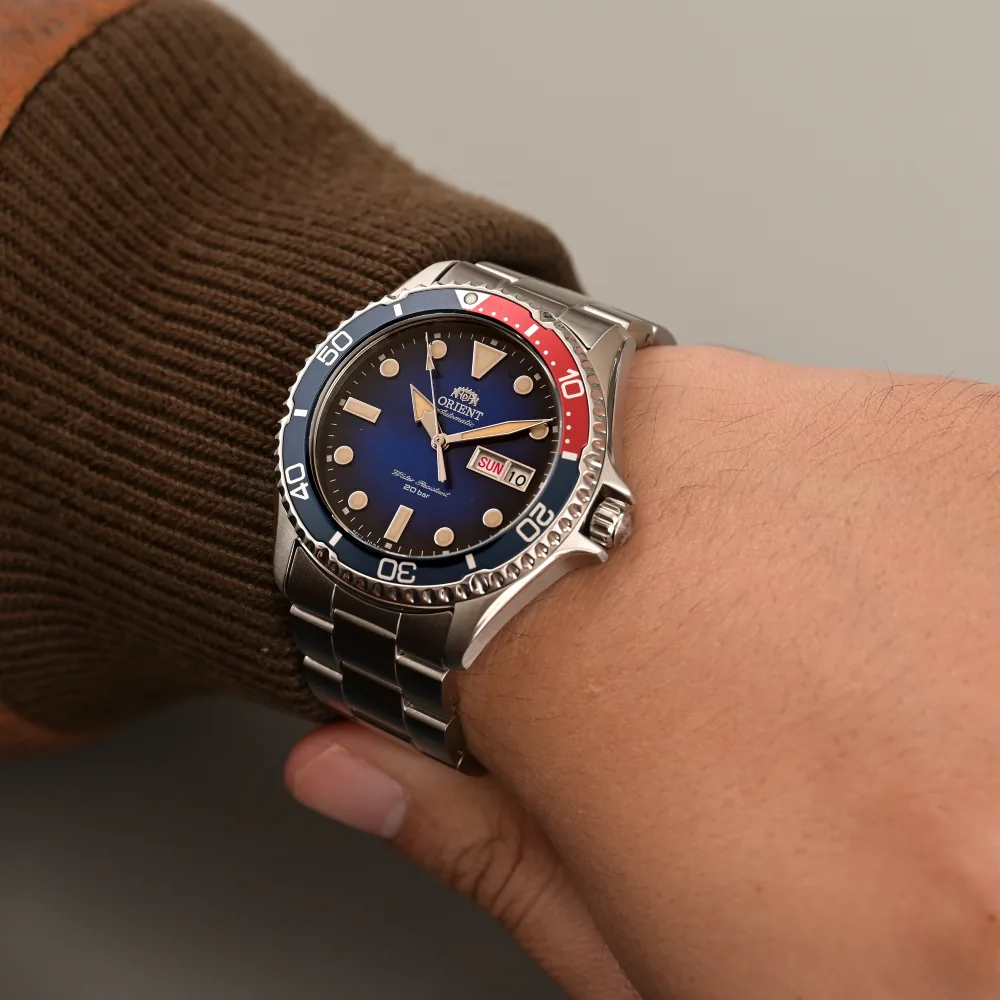Orient RA-AA0812L — часы на запястье