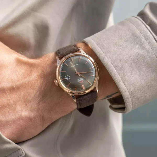Orient RA-AC0P04Y — часы на запястье