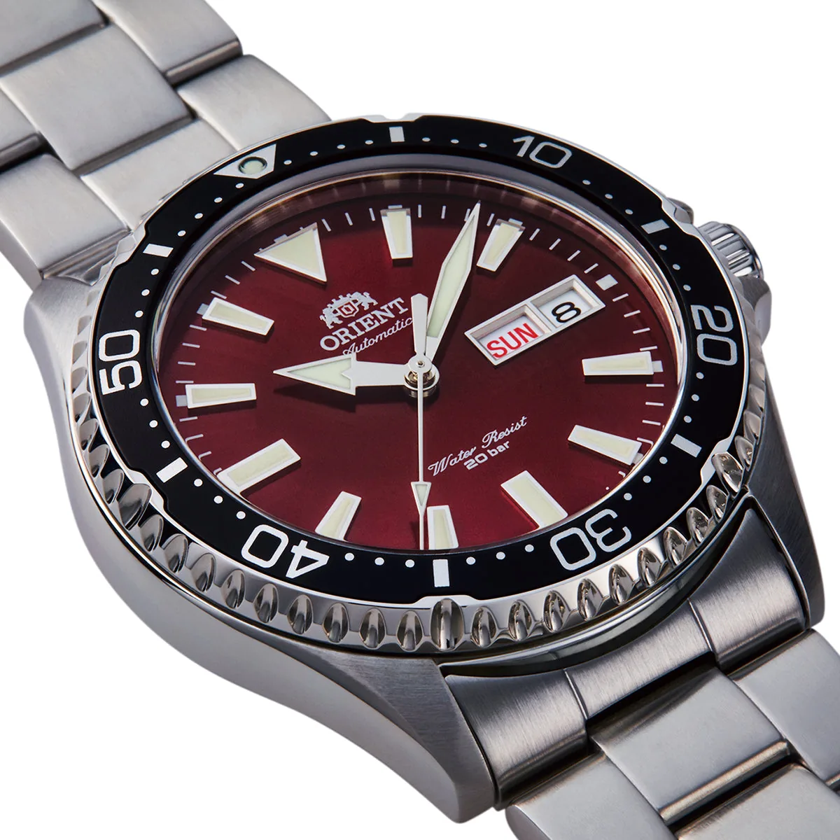 Orient RA-AA0003R — циферблат под углом