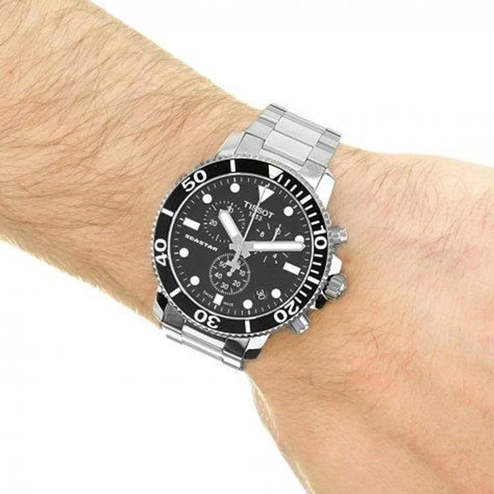 Tissot T120.417.11.051.00 Seastar 1000 Chronograph на запястье, вид сверху