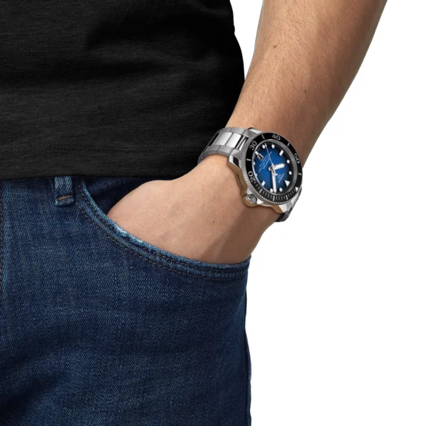Tissot T120.607.11.041.01 — на запястье
